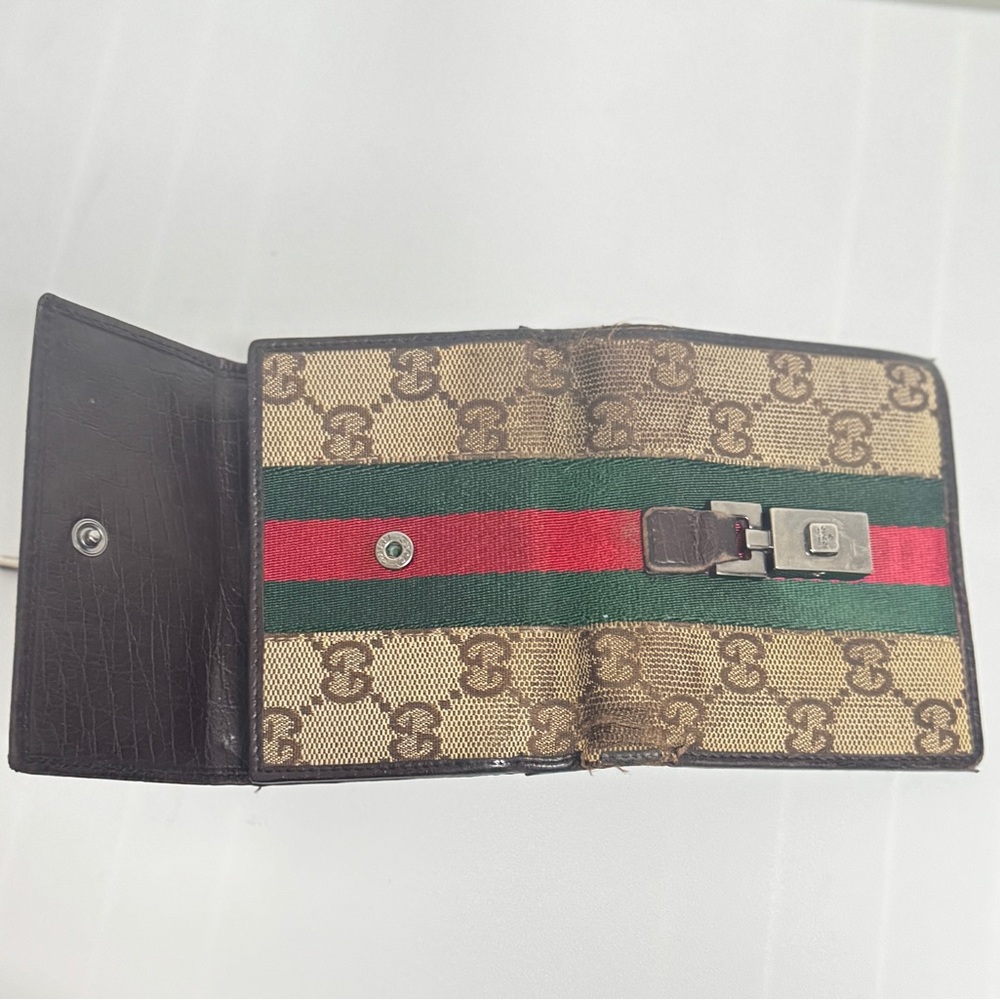 Gucci Brown and Green Monogram Wallet - Picture 2 of 11